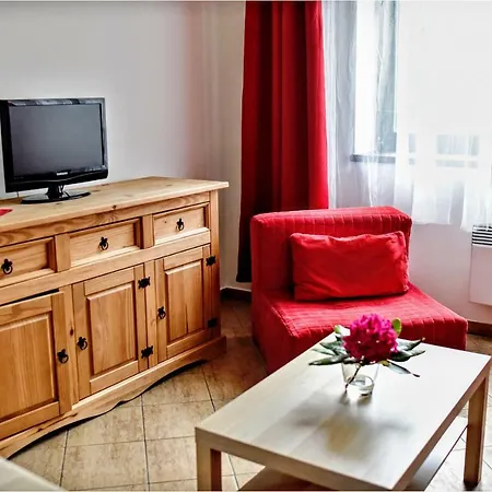 Apartmanovy Dum Pastak アパート
